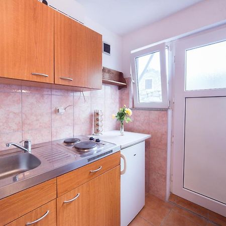 Apartment Mika Vodice Exteriör bild